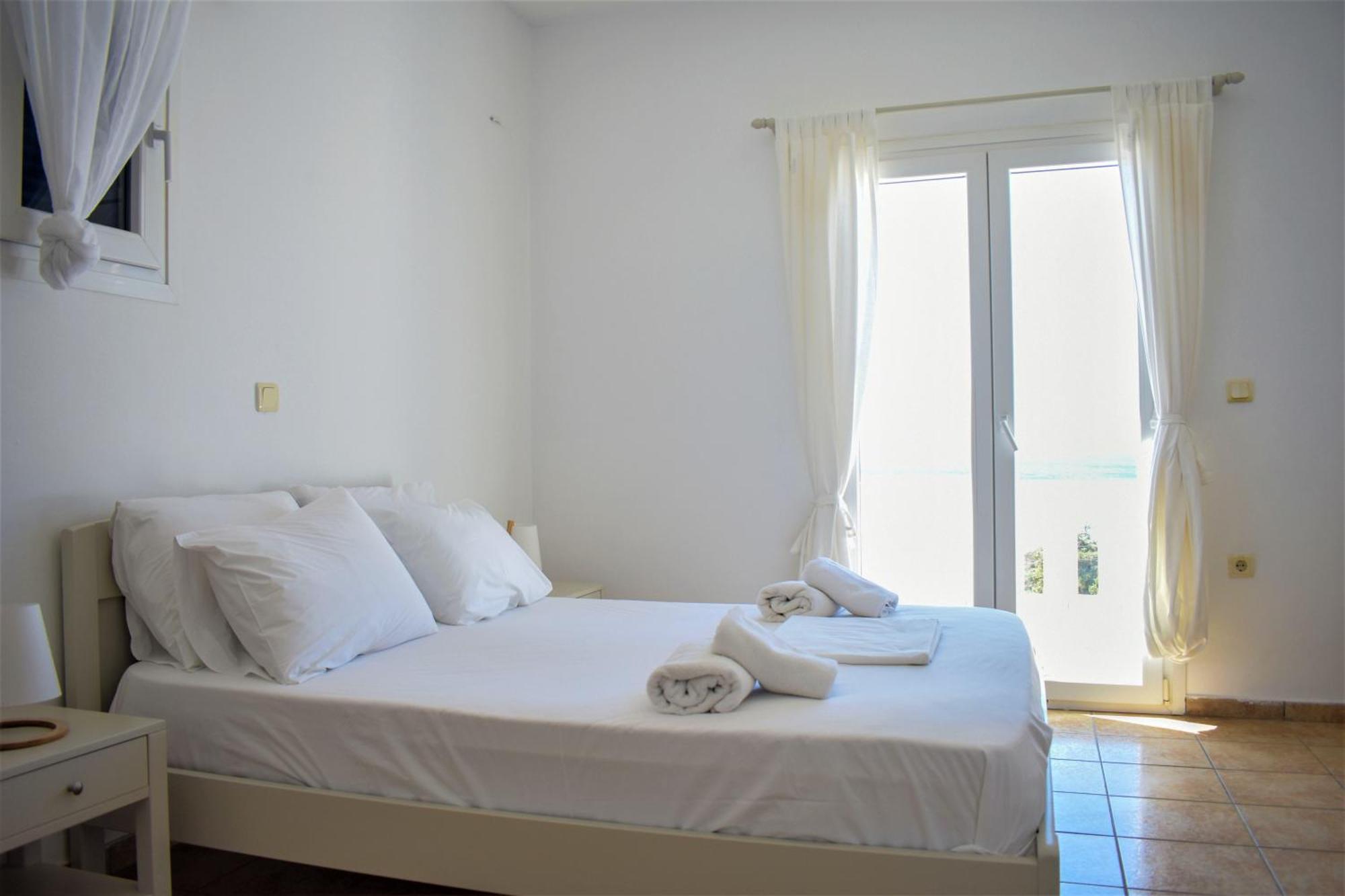 Villa Maniati Studios Agios Petros Exterior photo